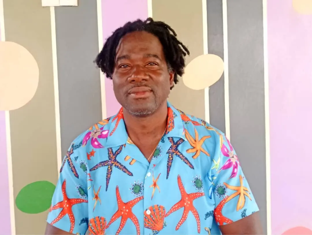 BNC avec squelette en salon